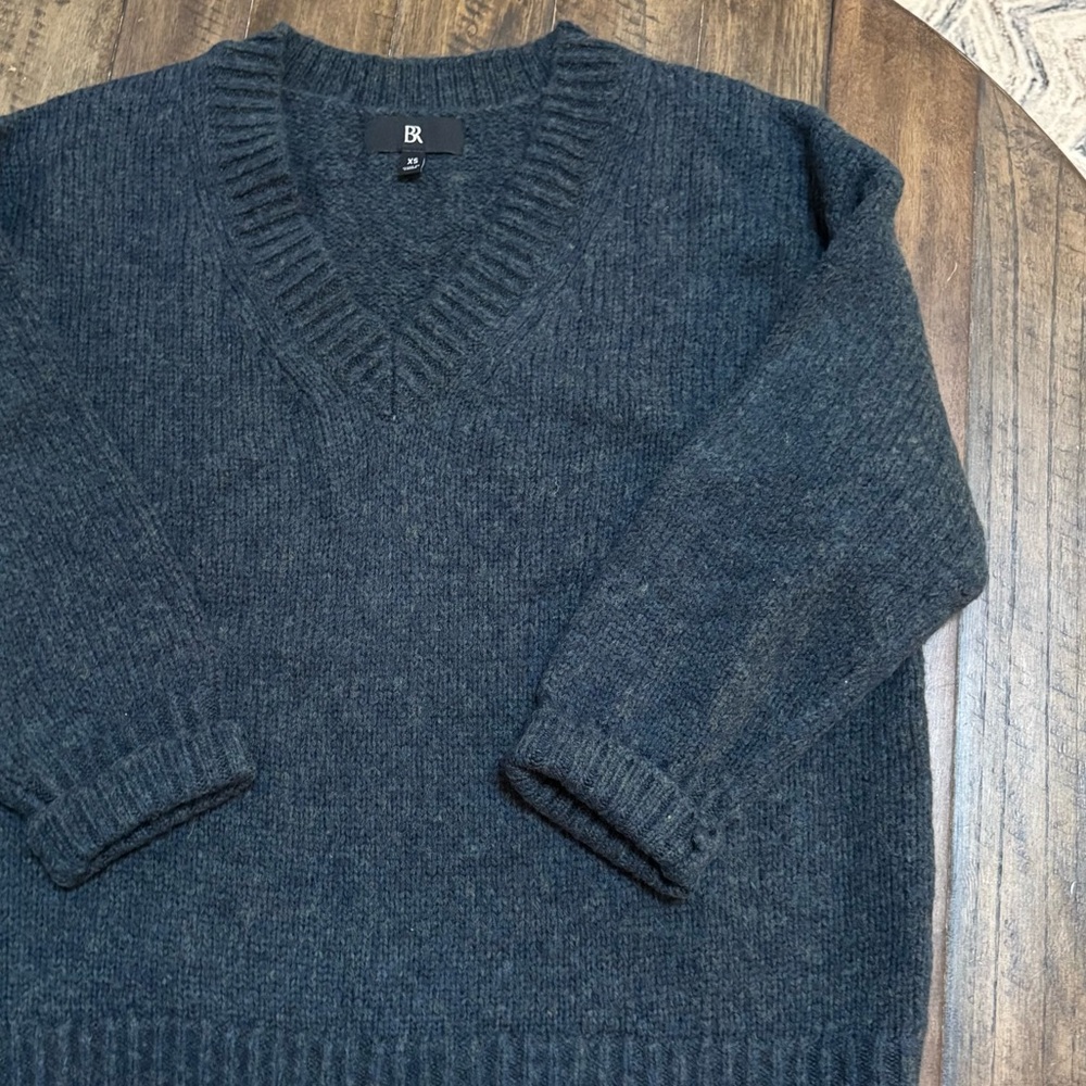 Banana Republic | Chunky V-Neck Wool Sweater